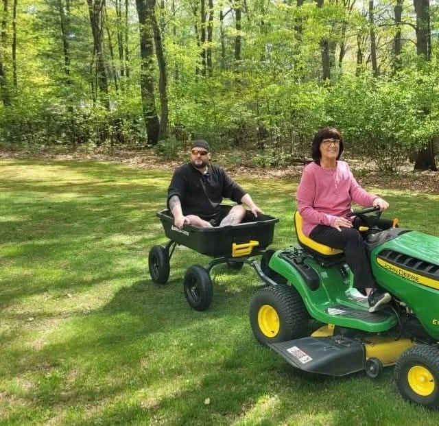 Happy Mom Day Cindy Kelly